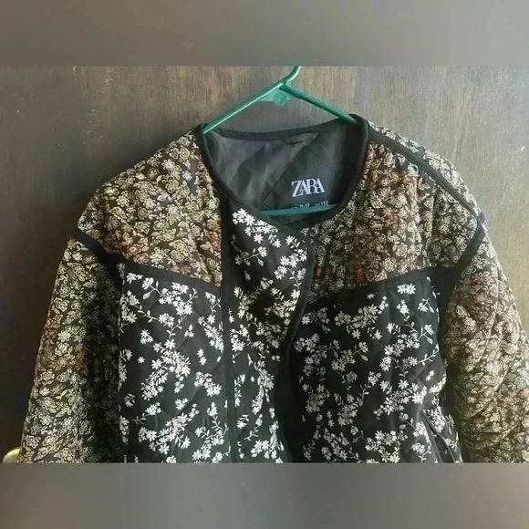 Zara Jackets & Coats | Zara | Quilted Spring Jacket|
Color: Black/Brown 11/12Y - Picture 2 of 7